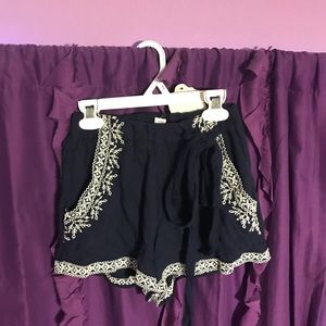 brand new flowy shorts